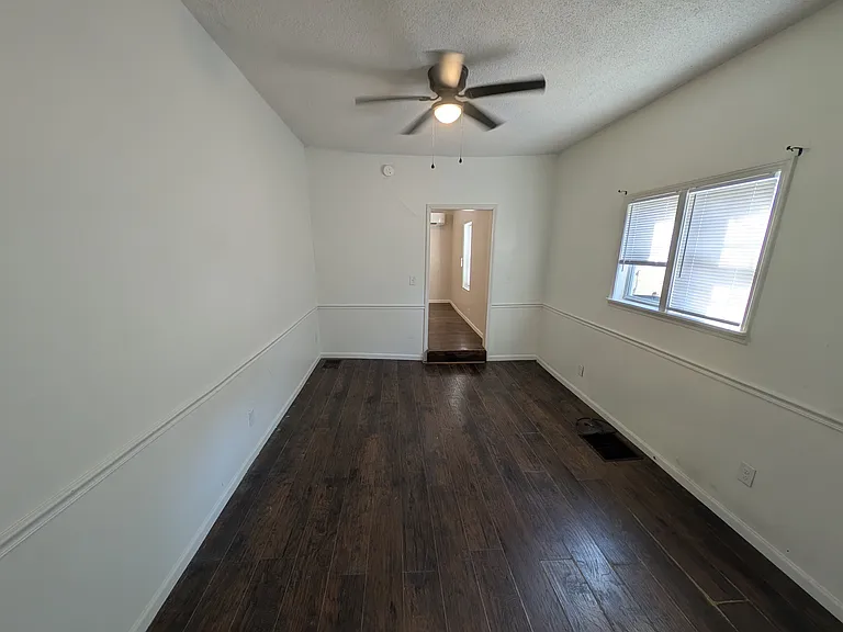 303 Madison St #101 — Photo 6