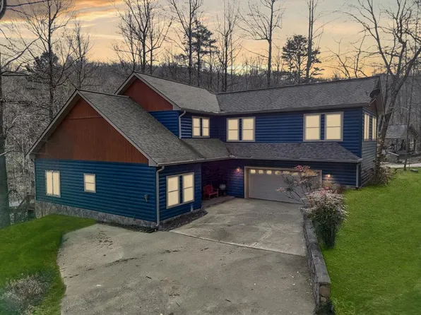 95 Breezy Brook Ln #5, Hayesville, NC 28904