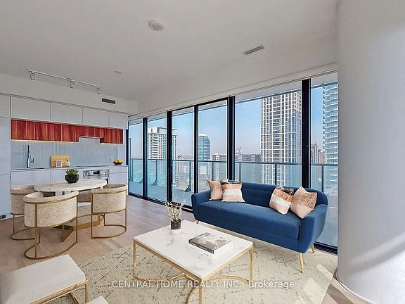 3rd image of 185 Roehampton Ave #1703