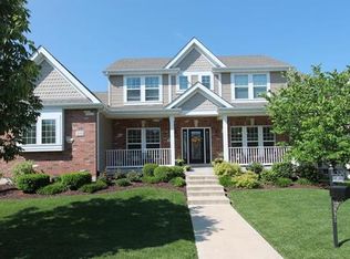 310 Lake Side View Ln, Saint Peters, MO 63376