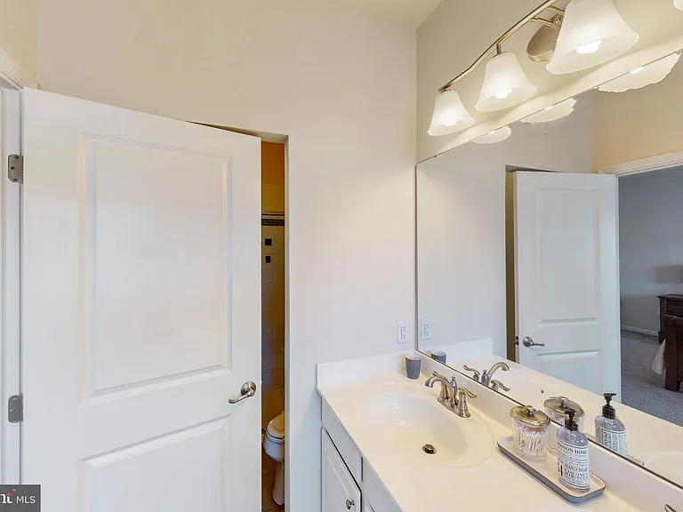 213 Quarry Point Rd — Photo 9