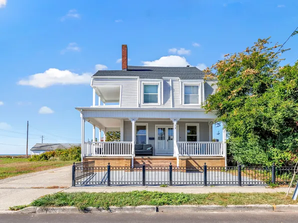 12 East Ave, West Haven, CT 06516