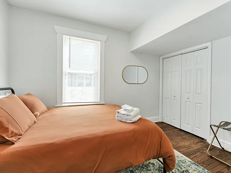 1133 E Leicester Ave — Photo 16