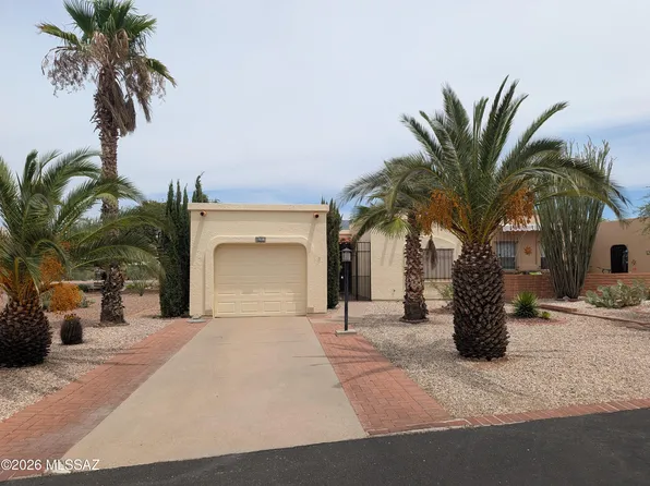 1530 W Camino Calderon, Green Valley, AZ 85622
