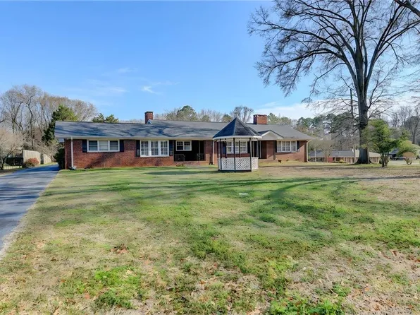 8 Highland Ln, Cartersville, GA 30120