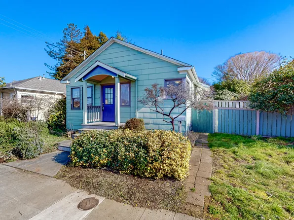 1370 D St, Arcata, CA 95521