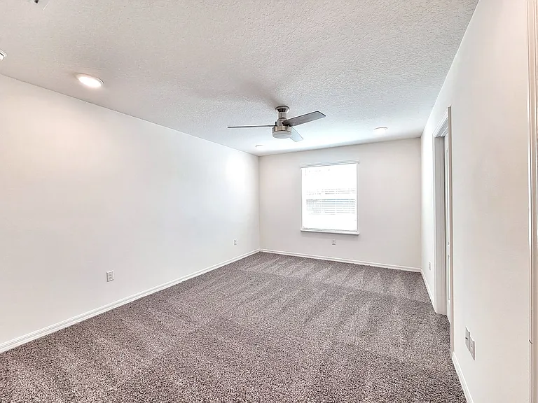 12523 NW 7th Pl — Photo 15