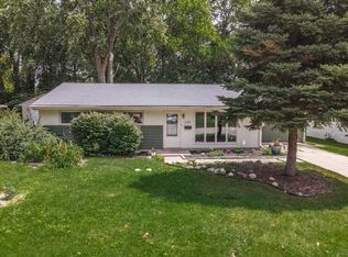 204 N Coolidge St, Normal, IL 61761