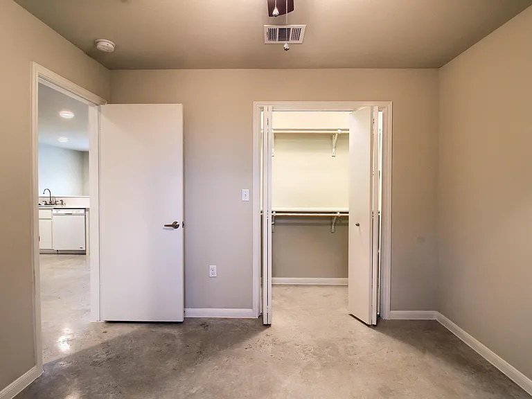 Stubblefield Park Apartments — Photo 10