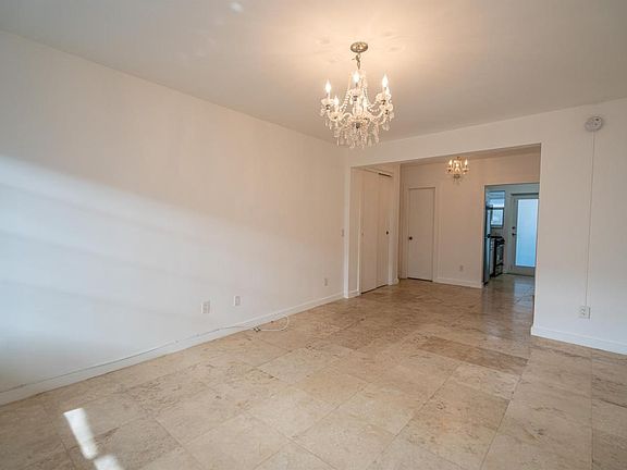 5th image of 1120 Euclid Ave #2-2-1120