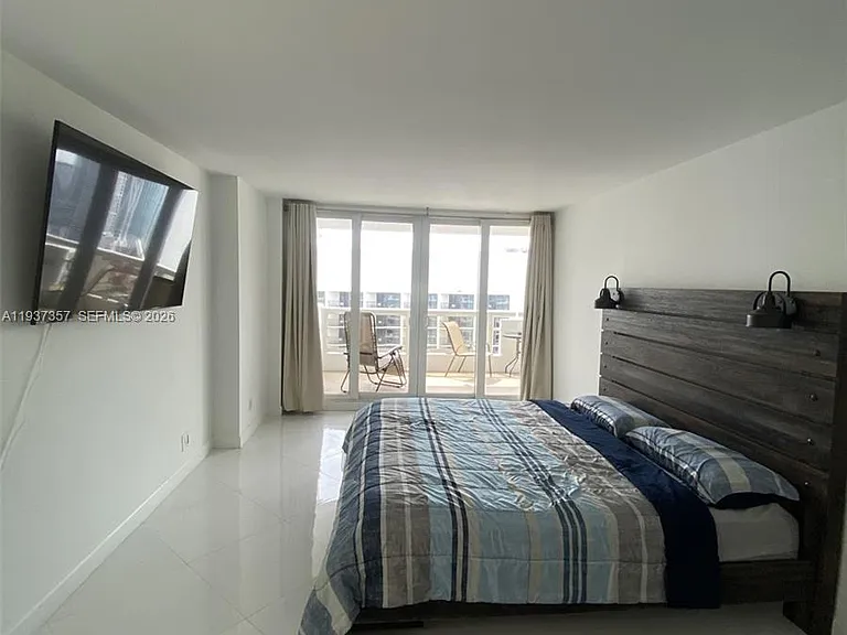 1717 N Bayshore Dr #A-3542 — Photo 16