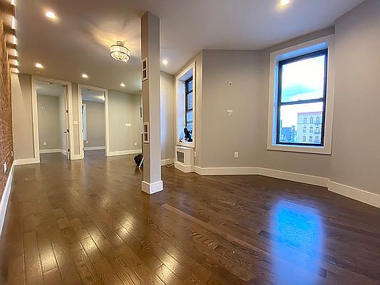 1st image of 612 W 182nd St #19