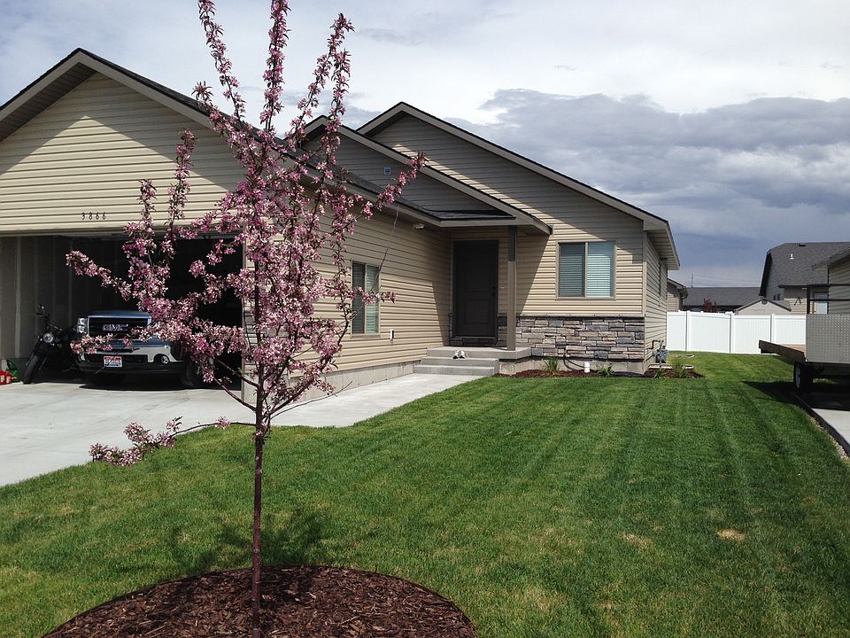 1st image of 3866 Brighton Cir