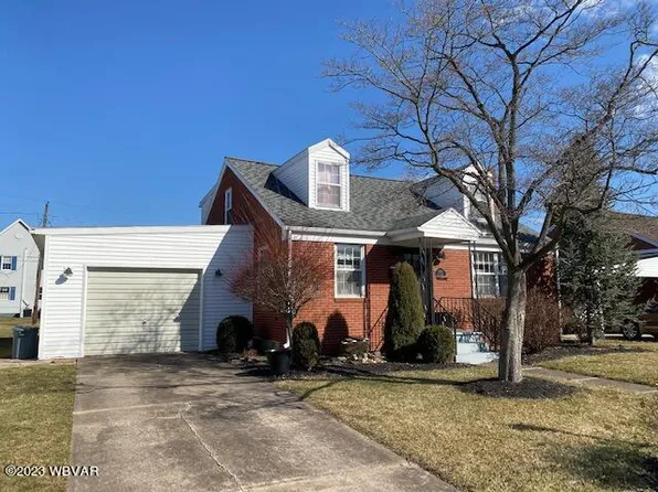 1105 Elm St, Montoursville, PA 17754