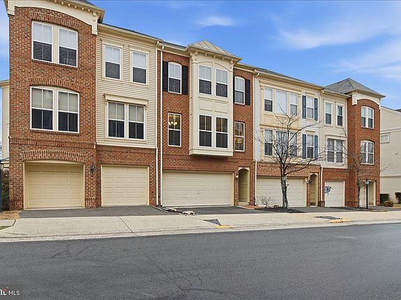 2nd image of 42466 Regal Wood Dr