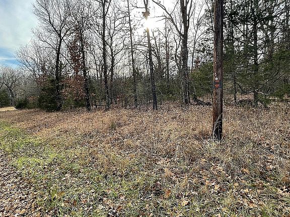 5th image of 502 Wren Dr