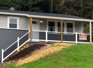 31 Locust Ln, Jersey Shore, PA 17740