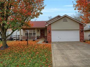 11024 Waterfield Ln, Indianapolis, IN