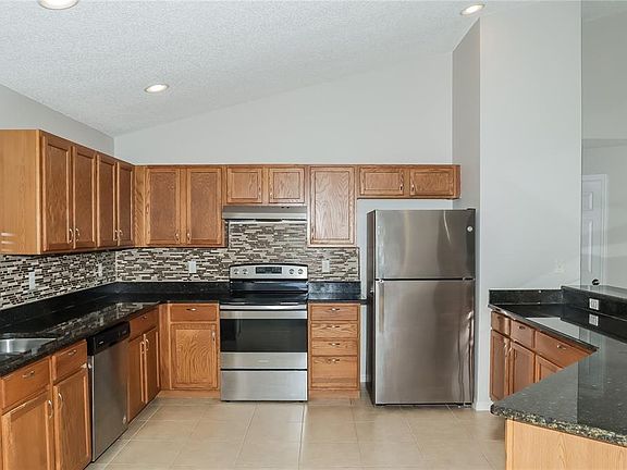 5th image of 727 DEL RIO WAY