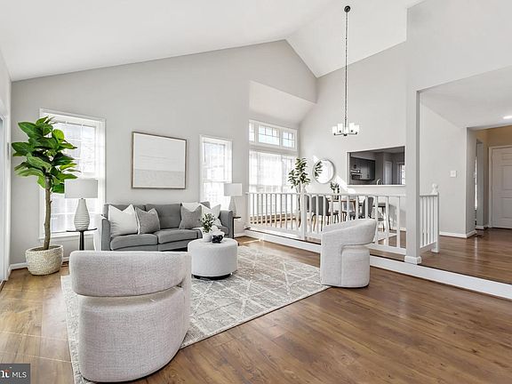 2nd image of 15056 Silver Leaf Ct