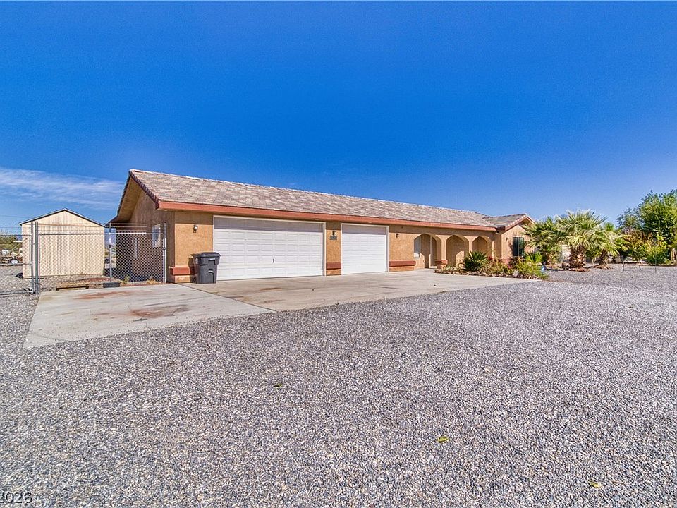 1st image of 4900 E Cheyenne Way