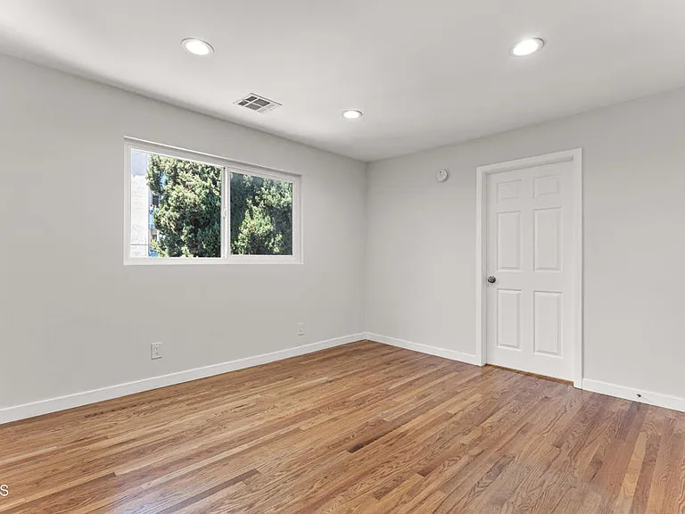 4606 Greenwood Pl — Photo 12