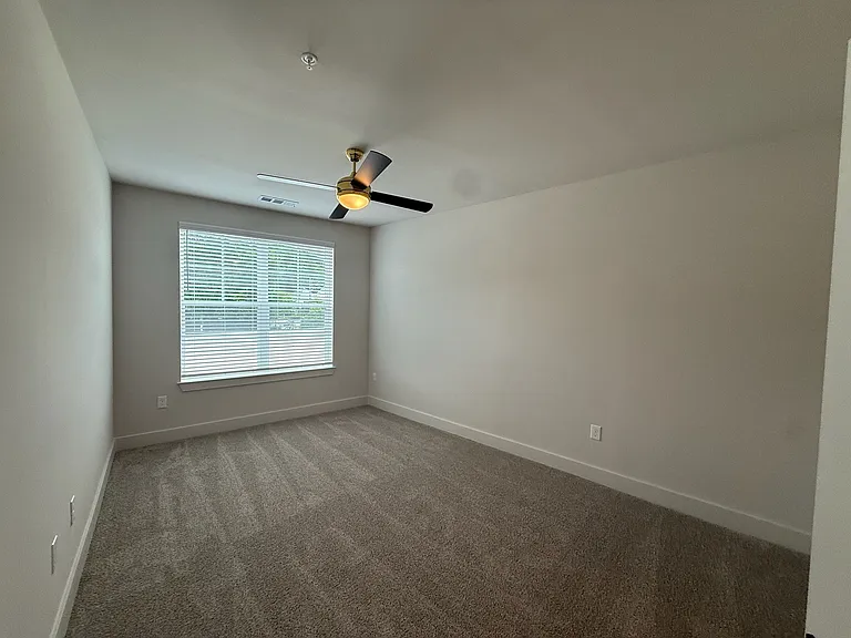 District on the Etowah Apartments — Photo 515
