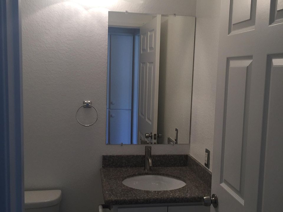1st image of 931 Tularosa Dr APT 2
