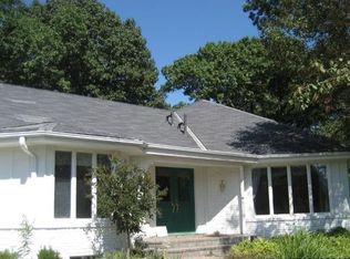 6 Oriole Ln, North Oaks, MN 55127