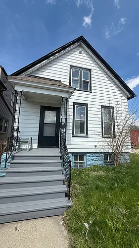 1702 W Forest Home Ave Photo 1
