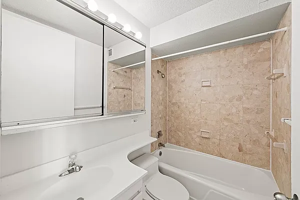 Rented by Metropolitan Property Group | media 7