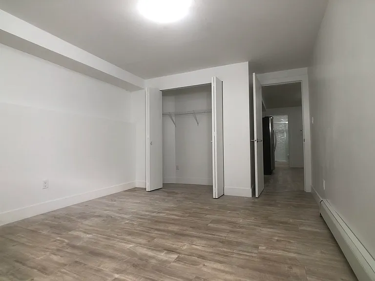7841 Woodhurst Dr #BASEMENT — Photo 8