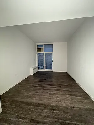 Rented by Voro NYC | media 22