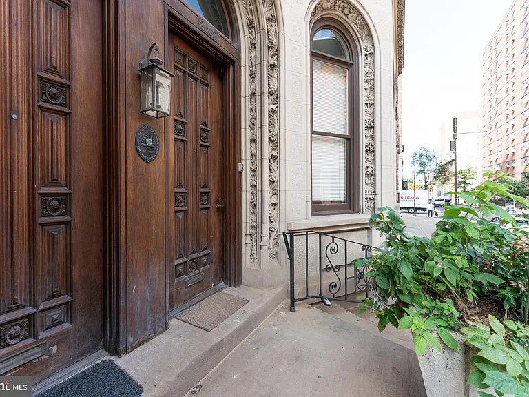 2020 Walnut St #2032 — Photo 20