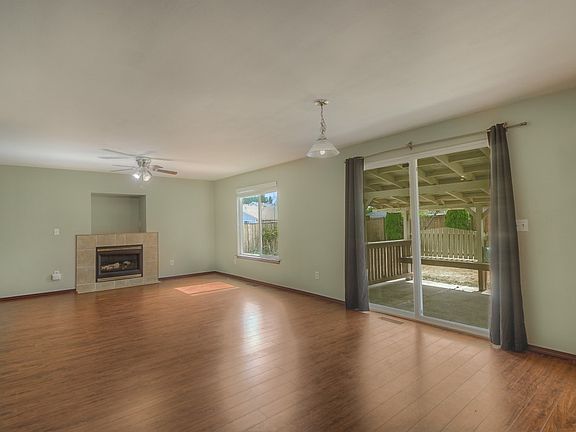 4th image of 8941 Wakeman Dr SE
