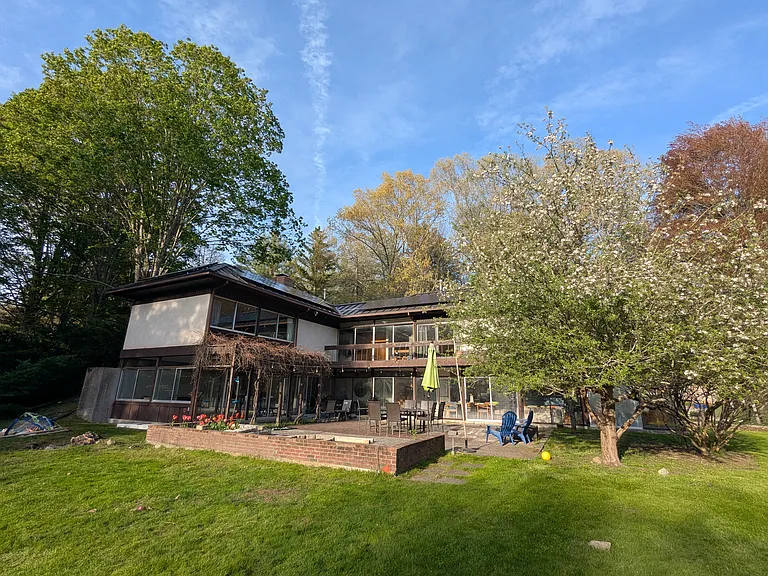 470 South St — Photo 32