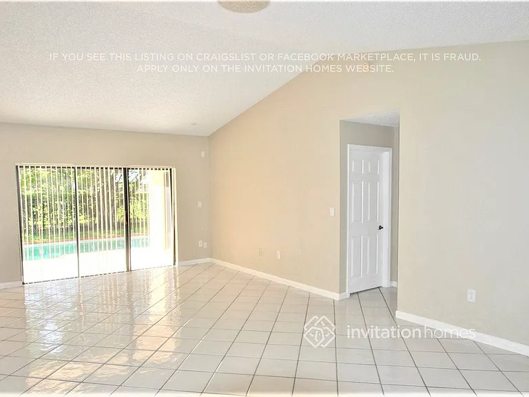 15600 Gauntlet Hall Mnr — Photo 2