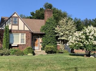33 Blanchard Dr, Southbridge, MA 01550