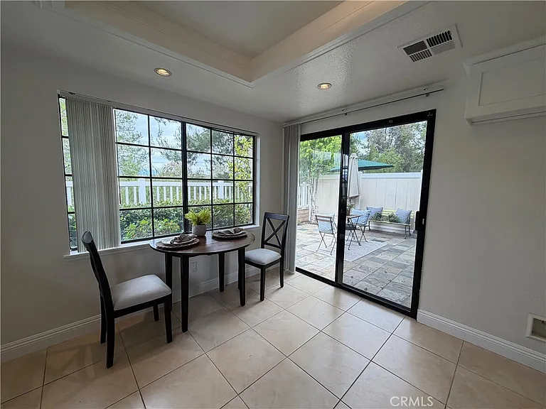 22966 Estoril Dr — Photo 12