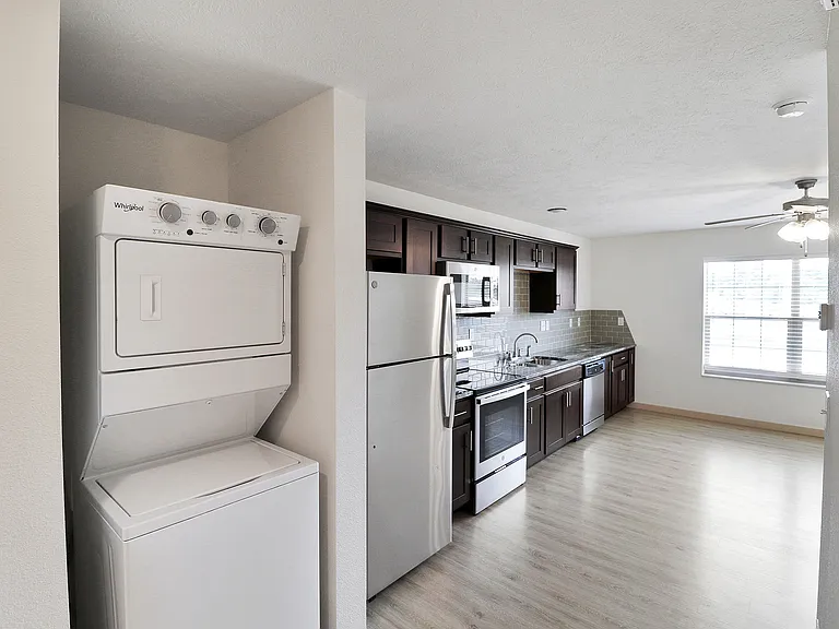 60 West Apartments — Photo 21