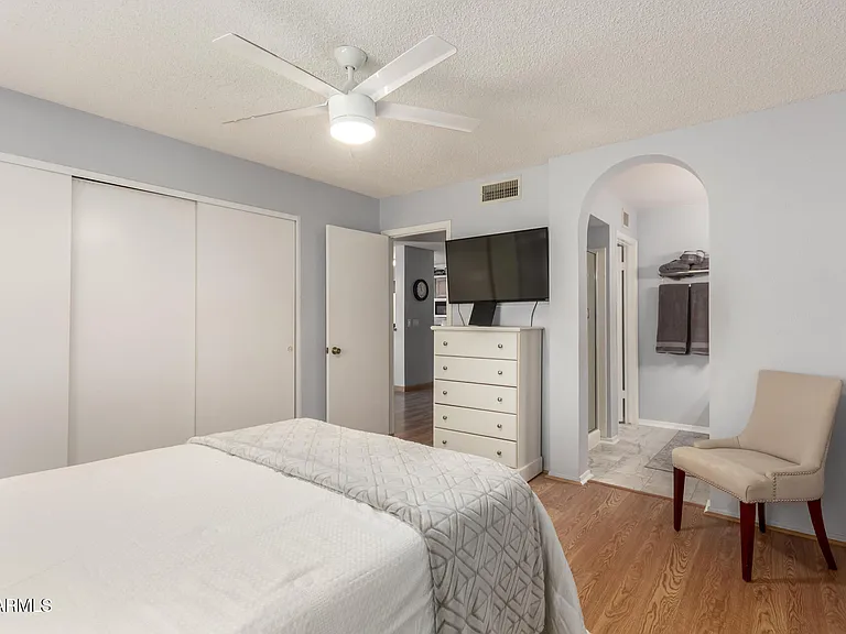 9264 W Morrow Dr — Photo 14