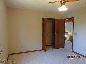 1 br up stairs
