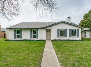 3127 Mayfair Dr, Carrollton, TX 75007