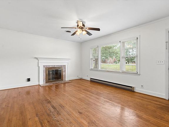 5th image of 1044 Highland Hills Dr