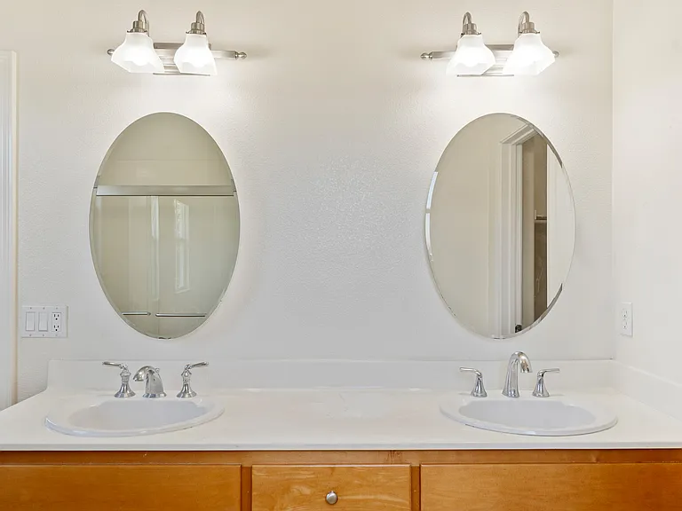 7981 Bellina St — Photo 22