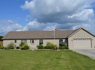 1630 N Wayne Center Rd, Kendallville, IN 46755
