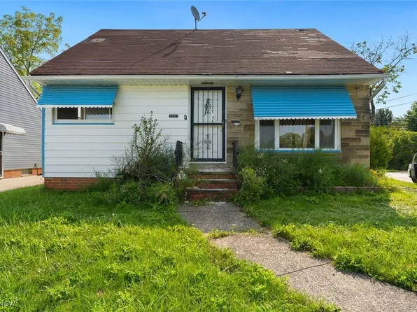 3893 Jo Ann Dr, Cleveland, OH 44122