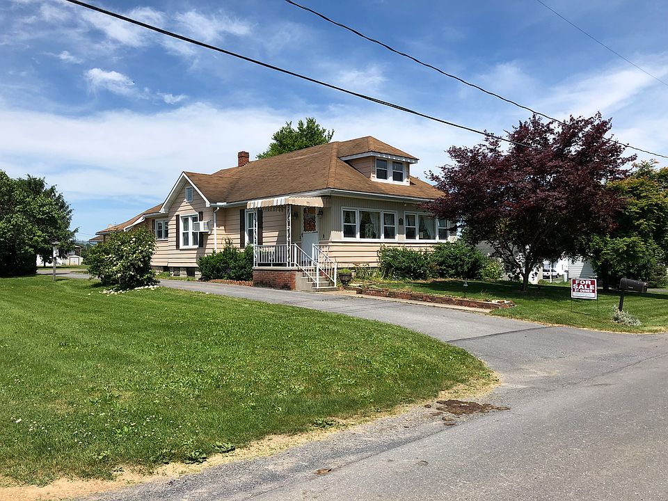 2nd image of 73 Queen St