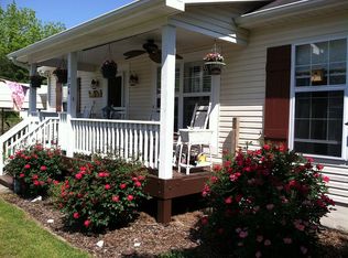 704 Midyette St, Oriental, NC 28571