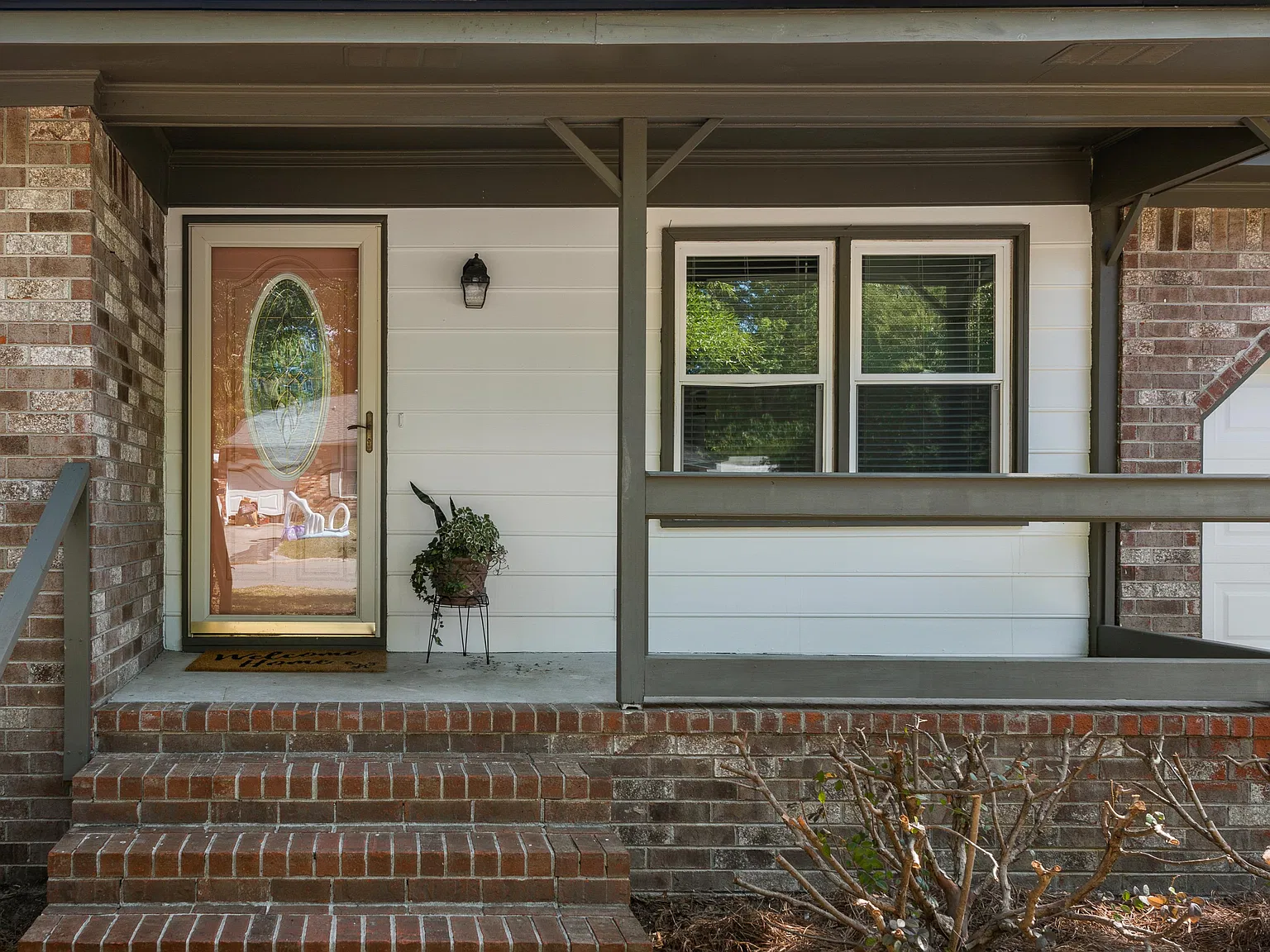 3 bed, 1264 sqft, $3,500 — Photo 2